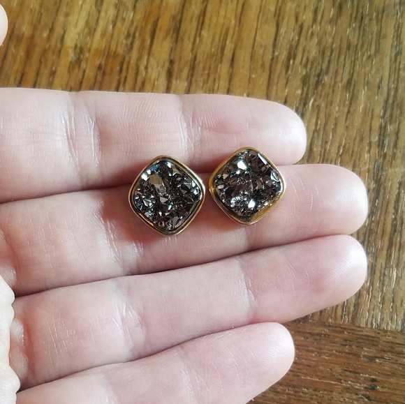 NWOT Black & Gold Druzy Studs - Picture 5 of 9